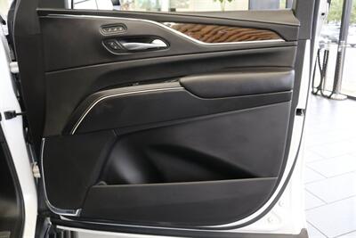 2024 Cadillac Escalade Sport Platinum 1-OWNER* UNDER FACTORY WARRANTY* POWER BOARDS* NIGHT VISION* ONYX PKG* FULLY SERVICED* NEW TIRES* PANO ROOF* ROOF RACK* CROSS BARS* ALL ORIGINAL BOOKS & MANUALS & 2-KEYS - Photo 45 - Portland, OR 97230