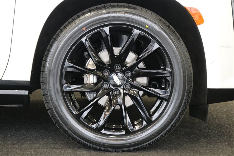 2024 Cadillac Escalade Sport Platinum 1-OWNER* UNDER FACTORY WARRANTY* POWER BOARDS* NIGHT VISION* ONYX PKG* FULLY SERVICED* NEW TIRES* PANO ROOF* ROOF RACK* CROSS BARS* ALL ORIGINAL BOOKS & MANUALS & 2-KEYS - Photo 27 - Portland, OR 97230