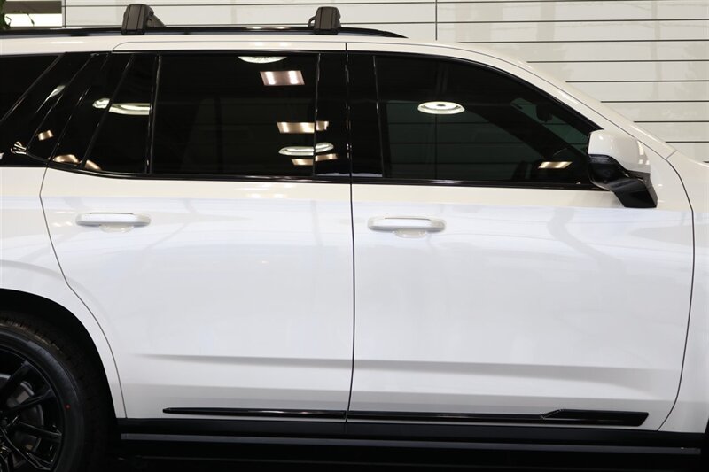 2024 Cadillac Escalade Sport Platinum 1-OWNER* UNDER FACTORY WARRANTY* POWER BOARDS* NIGHT VISION* ONYX PKG* FULLY SERVICED* NEW TIRES* PANO ROOF* ROOF RACK* CROSS BARS* ALL ORIGINAL BOOKS & MANUALS & 2-KEYS - Photo 35 - Portland, OR 97230