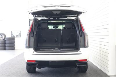 2024 Cadillac Escalade Sport Platinum 1-OWNER* UNDER FACTORY WARRANTY* POWER BOARDS* NIGHT VISION* ONYX PKG* FULLY SERVICED* NEW TIRES* PANO ROOF* ROOF RACK* CROSS BARS* ALL ORIGINAL BOOKS & MANUALS & 2-KEYS - Photo 17 - Portland, OR 97230
