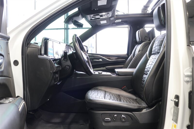 2024 Cadillac Escalade Sport Platinum 1-OWNER* UNDER FACTORY WARRANTY* POWER BOARDS* NIGHT VISION* ONYX PKG* FULLY SERVICED* NEW TIRES* PANO ROOF* ROOF RACK* CROSS BARS* ALL ORIGINAL BOOKS & MANUALS & 2-KEYS - Photo 56 - Portland, OR 97230
