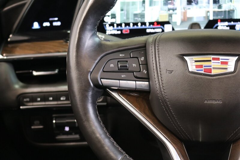 2024 Cadillac Escalade Sport Platinum 1-OWNER* UNDER FACTORY WARRANTY* POWER BOARDS* NIGHT VISION* ONYX PKG* FULLY SERVICED* NEW TIRES* PANO ROOF* ROOF RACK* CROSS BARS* ALL ORIGINAL BOOKS & MANUALS & 2-KEYS - Photo 62 - Portland, OR 97230