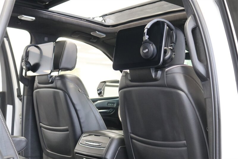 2024 Cadillac Escalade Sport Platinum 1-OWNER* UNDER FACTORY WARRANTY* POWER BOARDS* NIGHT VISION* ONYX PKG* FULLY SERVICED* NEW TIRES* PANO ROOF* ROOF RACK* CROSS BARS* ALL ORIGINAL BOOKS & MANUALS & 2-KEYS - Photo 55 - Portland, OR 97230