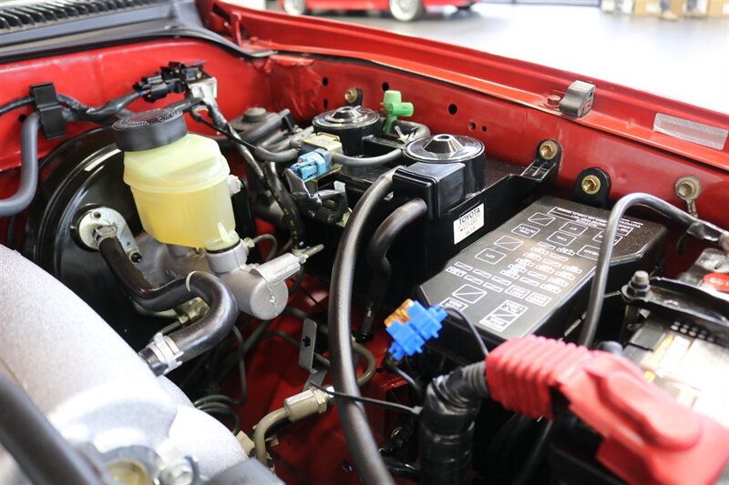 2000 Toyota Tacoma 1-OWNER* 47K ACTUAL MILES* 100% STOCK & ORIGINAL* ZERO RUST* NEW BILSTEIN 5100s W/ NEW 32 " BFG KO3 TIRES* ALL ORIGINAL BOOKS-MANUALS-2 KEYS* COLLECTOR GRADE 100%* FULL SERVICE W/ NEW FLUIDS-FILTERS - Photo 48 - Portland, OR 97230