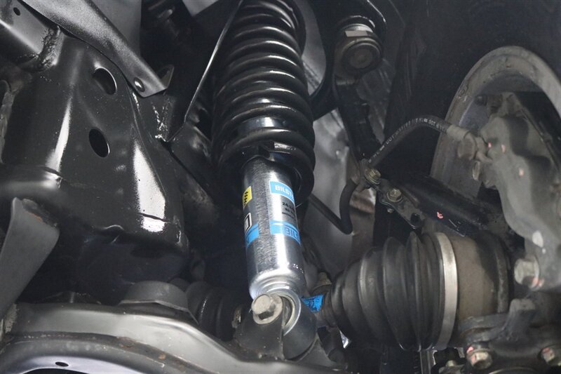 2000 Toyota Tacoma 1-OWNER* 47K ACTUAL MILES* 100% STOCK & ORIGINAL* ZERO RUST* NEW BILSTEIN 5100s W/ NEW 32 " BFG KO3 TIRES* ALL ORIGINAL BOOKS-MANUALS-2 KEYS* COLLECTOR GRADE 100%* FULL SERVICE W/ NEW FLUIDS-FILTERS - Photo 41 - Portland, OR 97230