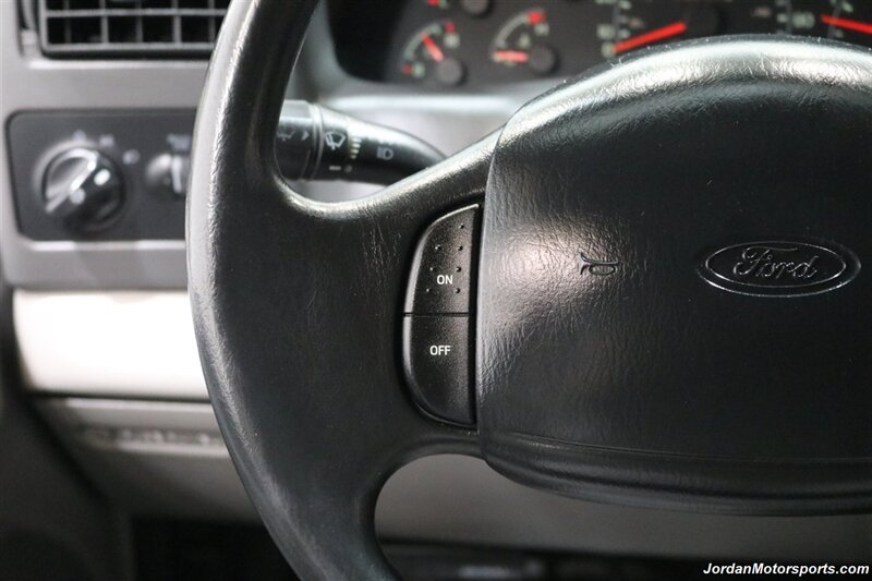 2000 Ford F-350 XLT  100% RUST FREE* 6-SPEED MANUAL* NEW CALIPERS - BRAKES - ROTORS - HOSES - BELTS - DOOR LOCK ACTUATORS - BILSTEIN 5100 SHOCKS - COOLANT&BRAKE FLUID FLUSH - AC CHARGE - NEW 35 "TOYO A/T III 10-PLYS - Photo 82 - Portland, OR 97230