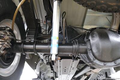 2000 Ford F-350 XLT  100% RUST FREE* 6-SPEED MANUAL* NEW CALIPERS - BRAKES - ROTORS - HOSES - BELTS - DOOR LOCK ACTUATORS - BILSTEIN 5100 SHOCKS - COOLANT&BRAKE FLUID FLUSH - AC CHARGE - NEW 35 "TOYO A/T III 10-PLYS - Photo 35 - Portland, OR 97230