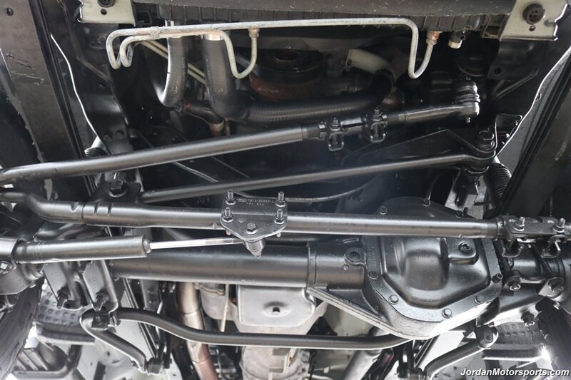 2000 Ford F-350 XLT  100% RUST FREE* 6-SPEED MANUAL* NEW CALIPERS - BRAKES - ROTORS - HOSES - BELTS - DOOR LOCK ACTUATORS - BILSTEIN 5100 SHOCKS - COOLANT&BRAKE FLUID FLUSH - AC CHARGE - NEW 35 "TOYO A/T III 10-PLYS - Photo 38 - Portland, OR 97230