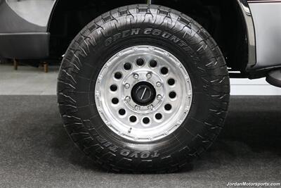 2000 Ford F-350 XLT  100% RUST FREE* 6-SPEED MANUAL* NEW CALIPERS - BRAKES - ROTORS - HOSES - BELTS - DOOR LOCK ACTUATORS - BILSTEIN 5100 SHOCKS - COOLANT&BRAKE FLUID FLUSH - AC CHARGE - NEW 35 "TOYO A/T III 10-PLYS - Photo 50 - Portland, OR 97230