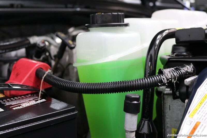 2000 Ford F-350 XLT  100% RUST FREE* 6-SPEED MANUAL* NEW CALIPERS - BRAKES - ROTORS - HOSES - BELTS - DOOR LOCK ACTUATORS - BILSTEIN 5100 SHOCKS - COOLANT&BRAKE FLUID FLUSH - AC CHARGE - NEW 35 "TOYO A/T III 10-PLYS - Photo 42 - Portland, OR 97230