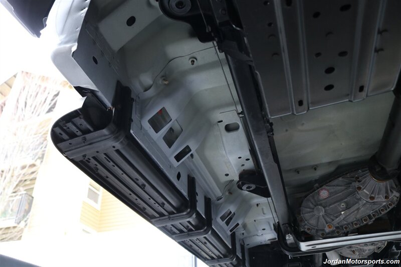 2000 Ford F-350 XLT  100% RUST FREE* 6-SPEED MANUAL* NEW CALIPERS - BRAKES - ROTORS - HOSES - BELTS - DOOR LOCK ACTUATORS - BILSTEIN 5100 SHOCKS - COOLANT&BRAKE FLUID FLUSH - AC CHARGE - NEW 35 "TOYO A/T III 10-PLYS - Photo 28 - Portland, OR 97230