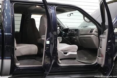 2000 Ford F-350 XLT  100% RUST FREE* 6-SPEED MANUAL* NEW CALIPERS - BRAKES - ROTORS - HOSES - BELTS - DOOR LOCK ACTUATORS - BILSTEIN 5100 SHOCKS - COOLANT&BRAKE FLUID FLUSH - AC CHARGE - NEW 35 "TOYO A/T III 10-PLYS - Photo 49 - Portland, OR 97230