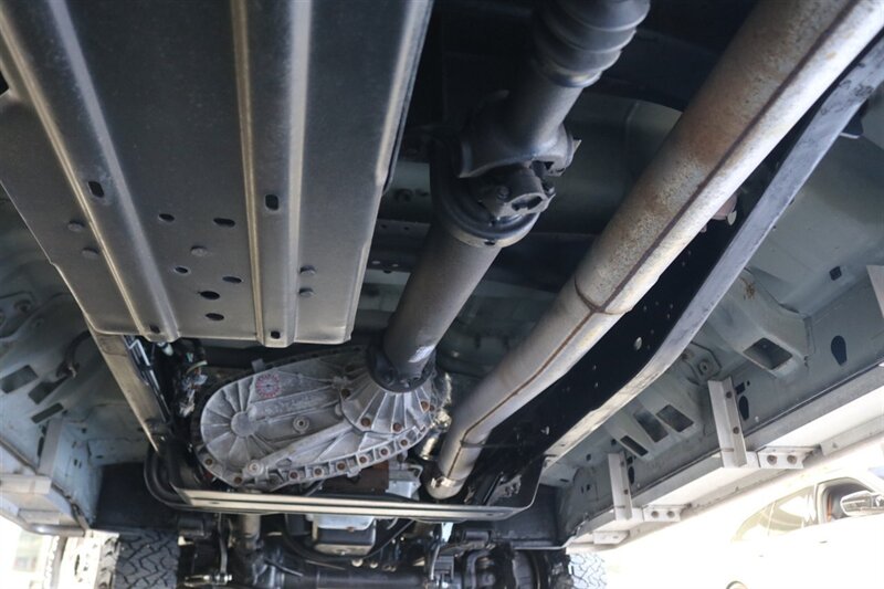 2003 Ford F-350 Super Duty XLT 4dr SuperCab XLT  LONG BED 7.3L 100% RUST FREE* NEW 2.75 " LEVEL KIT W/ BILSTEIN 5100 SHOCKS & 33 " BFG KO3 10-PLYs* NEW BRAKES - UPPER&LOWER BALL JOINTS-DIFF FLUIDS-BELTS-AC SERVICE-SEALS-WARREN HUBS* S&B INTAKE - Photo 28 - Portland, OR 97230