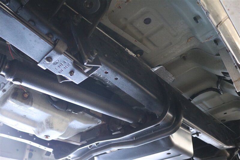 2003 Ford F-350 Super Duty XLT 4dr SuperCab XLT  LONG BED 7.3L 100% RUST FREE* NEW 2.75 " LEVEL KIT W/ BILSTEIN 5100 SHOCKS & 33 " BFG KO3 10-PLYs* NEW BRAKES - UPPER&LOWER BALL JOINTS-DIFF FLUIDS-BELTS-AC SERVICE-SEALS-WARREN HUBS* S&B INTAKE - Photo 27 - Portland, OR 97230