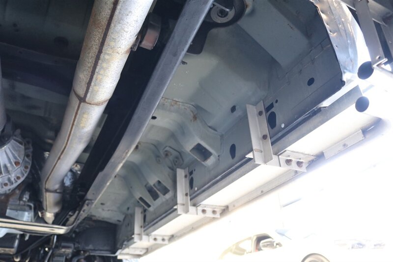 2003 Ford F-350 Super Duty XLT 4dr SuperCab XLT  LONG BED 7.3L 100% RUST FREE* NEW 2.75 " LEVEL KIT W/ BILSTEIN 5100 SHOCKS & 33 " BFG KO3 10-PLYs* NEW BRAKES - UPPER&LOWER BALL JOINTS-DIFF FLUIDS-BELTS-AC SERVICE-SEALS-WARREN HUBS* S&B INTAKE - Photo 23 - Portland, OR 97230