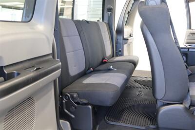 2003 Ford F-350 Super Duty XLT 4dr SuperCab XLT  LONG BED 7.3L 100% RUST FREE* NEW 2.75 " LEVEL KIT W/ BILSTEIN 5100 SHOCKS & 33 " BFG KO3 10-PLYs* NEW BRAKES - UPPER&LOWER BALL JOINTS-DIFF FLUIDS-BELTS-AC SERVICE-SEALS-WARREN HUBS* S&B INTAKE - Photo 18 - Portland, OR 97230