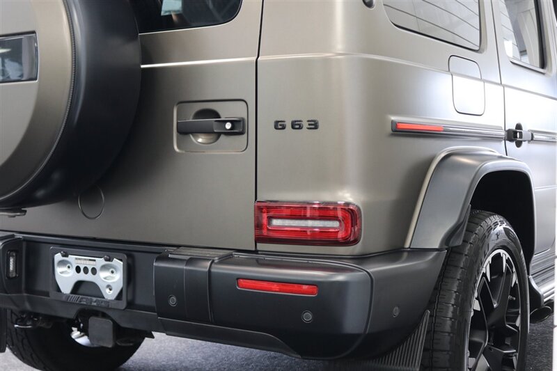 2021 Mercedes-Benz AMG G 63  1-OWNER* EXCLUSIVE INTERIOR - AMG TRAIL - AMG NIGHT MAGNO PKGs* LEATHER GRAB HANDLE* ALL SERVICES @ DEALER* NEW BRAKES-ROTORS-FLUIDS* ALL BOOKS & 2-KEYS - Photo 14 - Portland, OR 97230