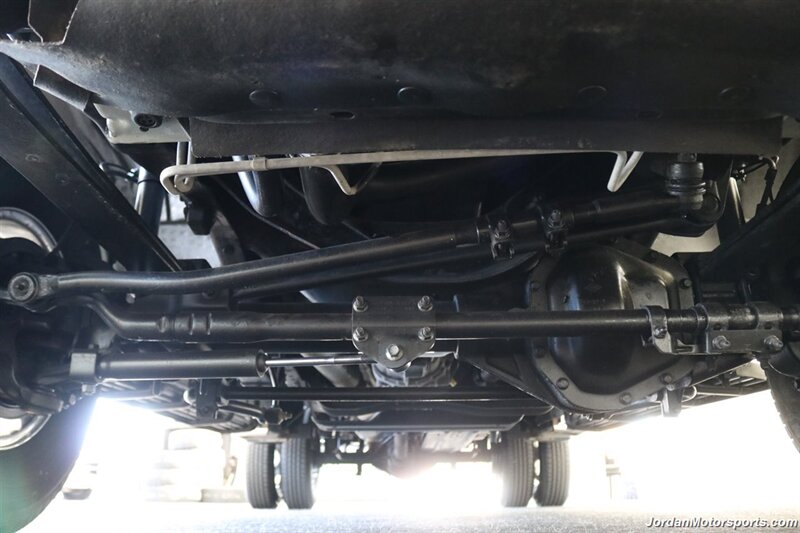 1999 Ford F-350 Lariat  1999 Ford F-350 LARIAT LOCALLY OWNED* 6-SPEED MANUAL 7.3L* NEVER HAD 5TH WHEEL OR GOOSENECK* SPRAY IN BED LINER* RECENTLY NEW 6- 10-PLY MICHELIN LTX M/S TIRES* FULL FRESH SERVICE*2000 2001 2002 2003 - Photo 22 - Portland, OR 97230