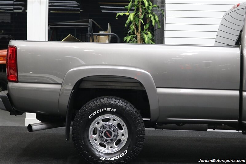 2006 GMC Sierra 2500 SLT  1-OWNER* LBZ W/ALLISON 6-SPD* CREW CAB LONG BED* 100% STOCK* NEW 33 " COOPER 10-PLY TIRES* FULLY SERVICED* ZERO RUST OR CORROSION* ALL BOOKS & KEYS - Photo 49 - Portland, OR 97230