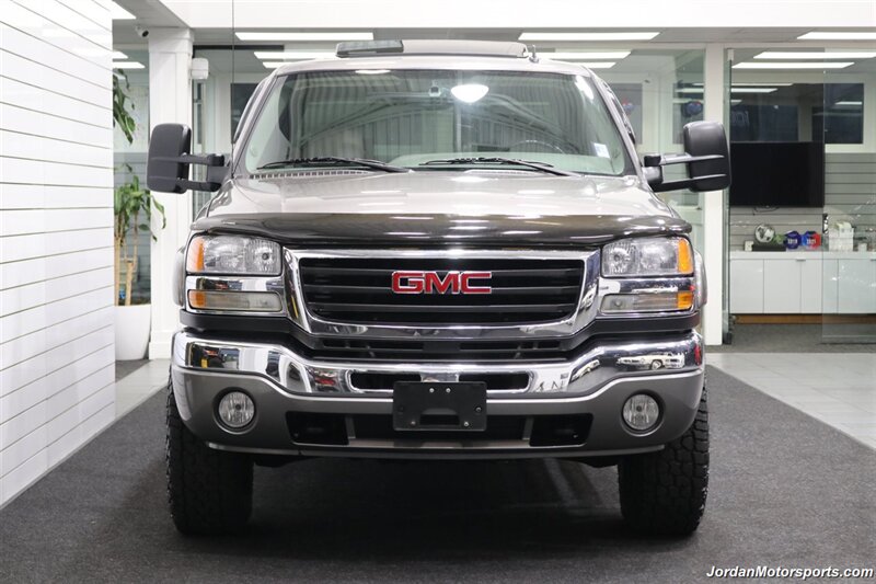 2006 GMC Sierra 2500 SLT  1-OWNER* LBZ W/ALLISON 6-SPD* CREW CAB LONG BED* 100% STOCK* NEW 33 " COOPER 10-PLY TIRES* FULLY SERVICED* ZERO RUST OR CORROSION* ALL BOOKS & KEYS - Photo 7 - Portland, OR 97230