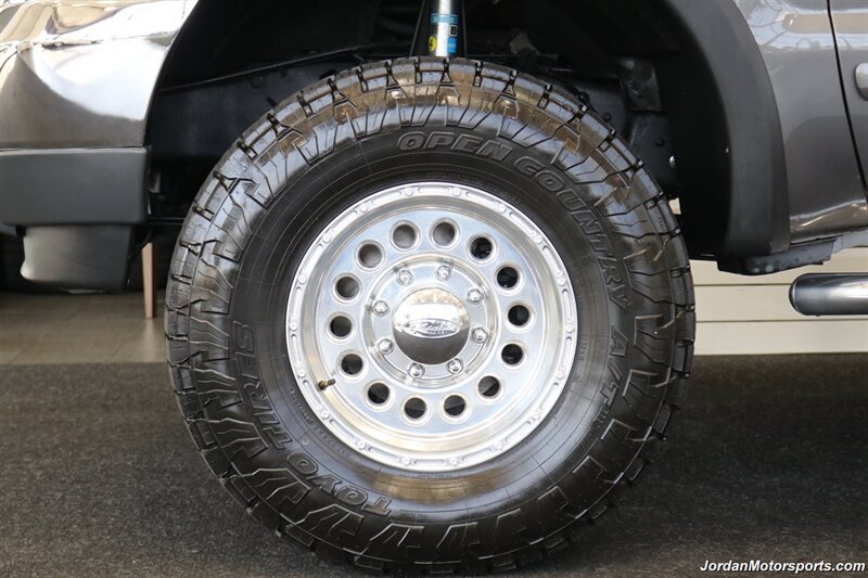 2002 Ford F-350 XLT  1-OWNER* 100%RUST & CORROSION FREE* NEW BRAKES-ROTORS-CALIPERS-FLUIDS-AC COMPRESSOR-17 "WHEELS-35 "TOYO AT3 10-PLYS- 2.5 " BILSTEIN LEVEL LIFT* NEVER HAD 5TH WHEEL OR GOOSENECK* COLLECTOR QUALITY - Photo 19 - Portland, OR 97230