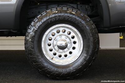 2002 Ford F-350 XLT  1-OWNER* 100%RUST & CORROSION FREE* NEW BRAKES-ROTORS-CALIPERS-FLUIDS-AC COMPRESSOR-17 "WHEELS-35 "TOYO AT3 10-PLYS- 2.5 " BILSTEIN LEVEL LIFT* NEVER HAD 5TH WHEEL OR GOOSENECK* COLLECTOR QUALITY - Photo 40 - Portland, OR 97230
