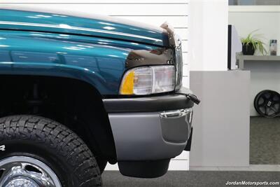 1999 Dodge Ram 2500 Laramie SLT  1-OWNER* 5.9L 24-VALVE* RUST FREE* NEW 33 "COOPER A/T 10-PLY TIRES* NEW BRAKES / FLUIDS* SPRAY IN BED LINER* NO ACCIDENTS* ALL BOOKS* - Photo 27 - Portland, OR 97230