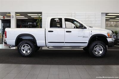 2006 Dodge Ram 2500 SLT  RUST FREE* BIG HORN* 5.9L HIGH OUTPUT W/6-SPEED MANUAL* 87K MLS* 3 "LEVELING KIT W/NEW 35 " BFG KO3 10-PLYS* NEW CLUTCH* NEW BRAKES ROTORS & CALIPERS * 5TH WHEEL* SPRAY IN BED LINER* TRAILER BRAKES - Photo 4 - Portland, OR 97230