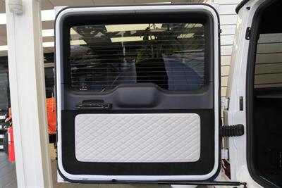 2024 Mercedes-Benz AMG G 63   - Photo 52 - Portland, OR 97230