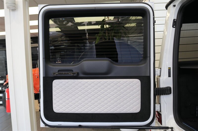 2024 Mercedes-Benz AMG G 63   - Photo 52 - Portland, OR 97230