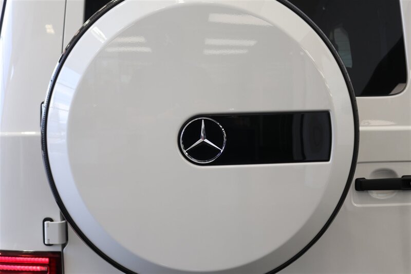 2024 Mercedes-Benz AMG G 63   - Photo 53 - Portland, OR 97230