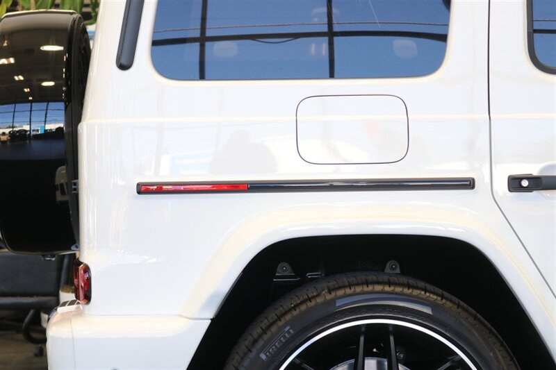 2024 Mercedes-Benz AMG G 63   - Photo 22 - Portland, OR 97230