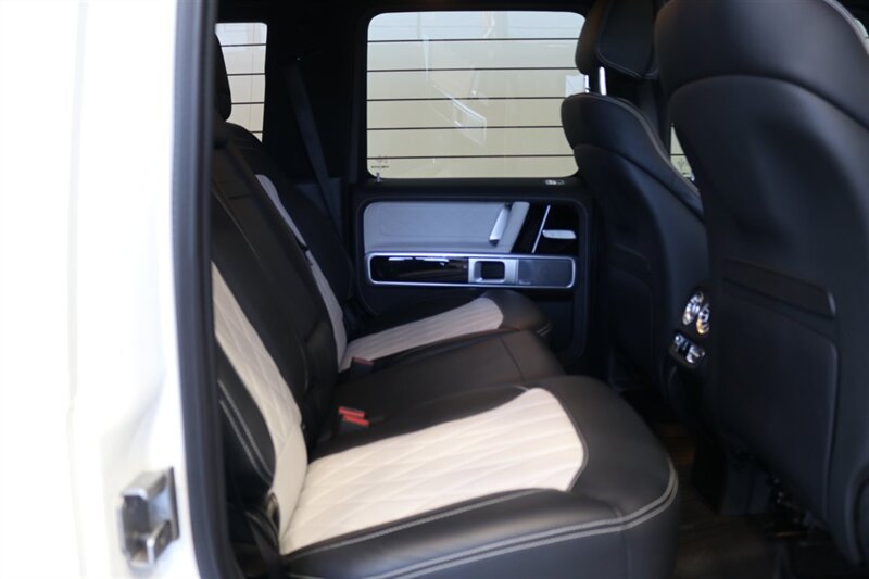 2024 Mercedes-Benz AMG G 63   - Photo 88 - Portland, OR 97230
