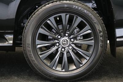 2023 Lexus GX Luxury  1-OWNER* SPORT DESIGN PKG* LUXURY PKG* DASH CAM* MULTI TERRAIN MONITOR* CROSS BARS* TOW PACKAGE* ALL BOOKS - WINDOW STICKER - 2 KEYS* LAST OF THE V-8s - Photo 41 - Portland, OR 97230