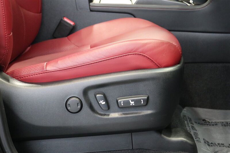 2023 Lexus GX Luxury  1-OWNER* SPORT DESIGN PKG* LUXURY PKG* DASH CAM* MULTI TERRAIN MONITOR* CROSS BARS* TOW PACKAGE* ALL BOOKS - WINDOW STICKER - 2 KEYS* LAST OF THE V-8s - Photo 21 - Portland, OR 97230