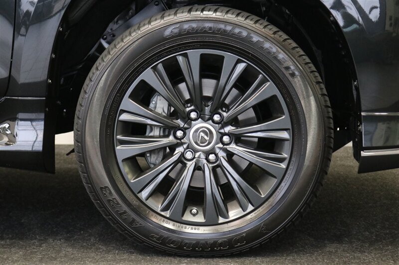 2023 Lexus GX Luxury  1-OWNER* SPORT DESIGN PKG* LUXURY PKG* DASH CAM* MULTI TERRAIN MONITOR* CROSS BARS* TOW PACKAGE* ALL BOOKS - WINDOW STICKER - 2 KEYS* LAST OF THE V-8s - Photo 42 - Portland, OR 97230