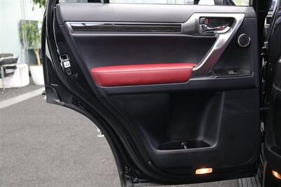 2023 Lexus GX Luxury  1-OWNER* SPORT DESIGN PKG* LUXURY PKG* DASH CAM* MULTI TERRAIN MONITOR* CROSS BARS* TOW PACKAGE* ALL BOOKS - WINDOW STICKER - 2 KEYS* LAST OF THE V-8s - Photo 48 - Portland, OR 97230