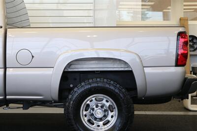 2007 Chevrolet Silverado 2500 LT3  1-OWNER* 100% RUST FREE* LT3 FULL LOAD PKG* NEW BILSTEIN 5100 SHOCKS* NEWER 33 " TOYO A/Ts* NEW OIL-FILTER-AIR FILTER-COOLANT FLUSH-AC SERVICE-IDLER CONTROL ARM-2 NEWER HD BATTERIES - Photo 52 - Portland, OR 97230