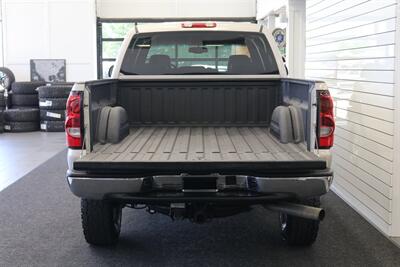 2007 Chevrolet Silverado 2500 LT3  1-OWNER* 100% RUST FREE* LT3 FULL LOAD PKG* NEW BILSTEIN 5100 SHOCKS* NEWER 33 " TOYO A/Ts* NEW OIL-FILTER-AIR FILTER-COOLANT FLUSH-AC SERVICE-IDLER CONTROL ARM-2 NEWER HD BATTERIES - Photo 15 - Portland, OR 97230