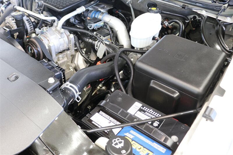 2007 Chevrolet Silverado 2500 LT3  1-OWNER* 100% RUST FREE* LT3 FULL LOAD PKG* NEW BILSTEIN 5100 SHOCKS* NEWER 33 " TOYO A/Ts* NEW OIL-FILTER-AIR FILTER-COOLANT FLUSH-AC SERVICE-IDLER CONTROL ARM-2 NEWER HD BATTERIES - Photo 41 - Portland, OR 97230