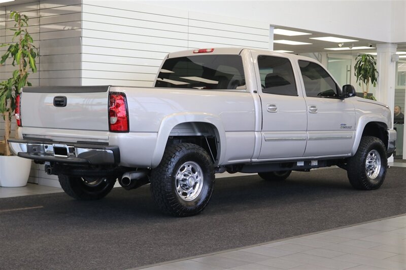 2007 Chevrolet Silverado 2500 LT3  1-OWNER* 100% RUST FREE* LT3 FULL LOAD PKG* NEW BILSTEIN 5100 SHOCKS* NEWER 33 " TOYO A/Ts* NEW OIL-FILTER-AIR FILTER-COOLANT FLUSH-AC SERVICE-IDLER CONTROL ARM-2 NEWER HD BATTERIES - Photo 7 - Portland, OR 97230