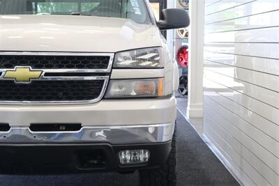 2007 Chevrolet Silverado 2500 LT3  1-OWNER* 100% RUST FREE* LT3 FULL LOAD PKG* NEW BILSTEIN 5100 SHOCKS* NEWER 33 " TOYO A/Ts* NEW OIL-FILTER-AIR FILTER-COOLANT FLUSH-AC SERVICE-IDLER CONTROL ARM-2 NEWER HD BATTERIES - Photo 54 - Portland, OR 97230