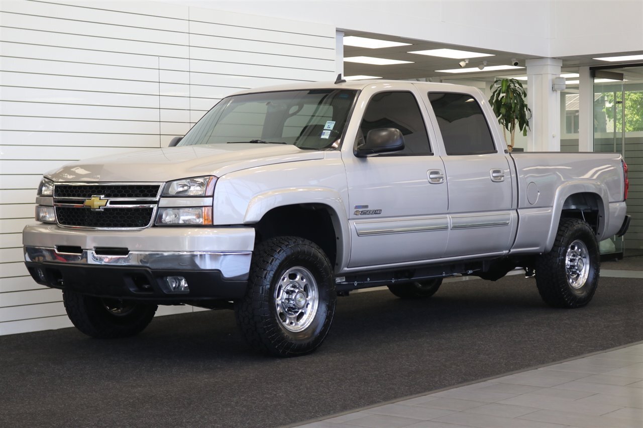 2007 Chevrolet Silverado 2500 LT3  1-OWNER* 100% RUST FREE* LT3 FULL LOAD PKG* NEW BILSTEIN 5100 SHOCKS* NEWER 33 " TOYO A/Ts* NEW OIL-FILTER-AIR FILTER-COOLANT FLUSH-AC SERVICE-IDLER CONTROL ARM-2 NEWER HD BATTERIES - Photo 1 - Portland, OR 97230