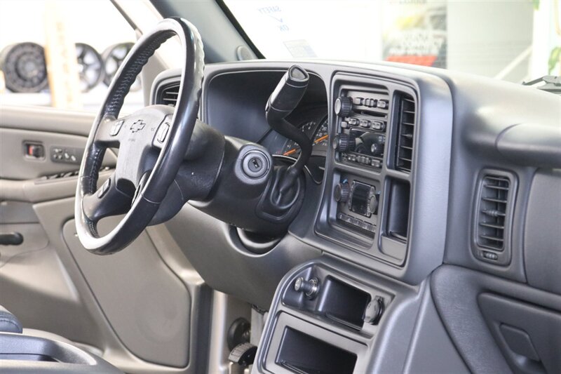 2007 Chevrolet Silverado 2500 LT3  1-OWNER* 100% RUST FREE* LT3 FULL LOAD PKG* NEW BILSTEIN 5100 SHOCKS* NEWER 33 " TOYO A/Ts* NEW OIL-FILTER-AIR FILTER-COOLANT FLUSH-AC SERVICE-IDLER CONTROL ARM-2 NEWER HD BATTERIES - Photo 83 - Portland, OR 97230