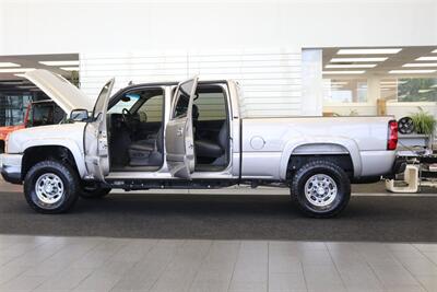 2007 Chevrolet Silverado 2500 LT3  1-OWNER* 100% RUST FREE* LT3 FULL LOAD PKG* NEW BILSTEIN 5100 SHOCKS* NEWER 33 " TOYO A/Ts* NEW OIL-FILTER-AIR FILTER-COOLANT FLUSH-AC SERVICE-IDLER CONTROL ARM-2 NEWER HD BATTERIES - Photo 10 - Portland, OR 97230