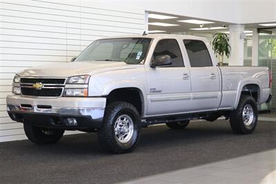 2007 Chevrolet Silverado 2500 LT3  1-OWNER* 100% RUST FREE* LT3 FULL LOAD PKG* NEW BILSTEIN 5100 SHOCKS* NEWER 33 " TOYO A/Ts* NEW OIL-FILTER-AIR FILTER-COOLANT FLUSH-AC SERVICE-IDLER CONTROL ARM-2 NEWER HD BATTERIES - Photo 3 - Portland, OR 97230