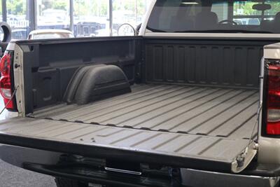 2007 Chevrolet Silverado 2500 LT3  1-OWNER* 100% RUST FREE* LT3 FULL LOAD PKG* NEW BILSTEIN 5100 SHOCKS* NEWER 33 " TOYO A/Ts* NEW OIL-FILTER-AIR FILTER-COOLANT FLUSH-AC SERVICE-IDLER CONTROL ARM-2 NEWER HD BATTERIES - Photo 45 - Portland, OR 97230