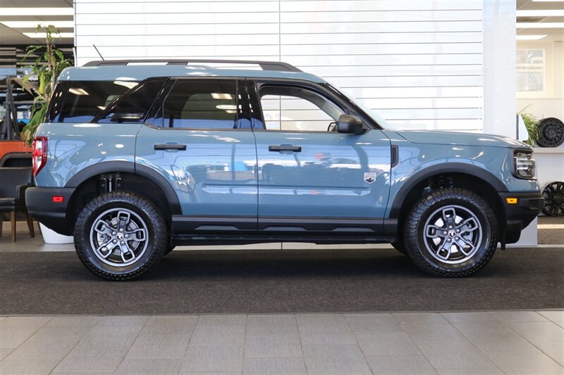 2022 Ford Bronco Sport Big Bend  UNDER FACTORY WARRANTY* 1-OWNER* ONLY 38K MLS* 1.5 " READY LIFT FULL KIT* UPGRADED 30 "TIRES* DEALER SERVICED* CERAMIC COATED* 2-KEYS & ALL BOOKS - MANUALS - Photo 5 - Portland, OR 97230