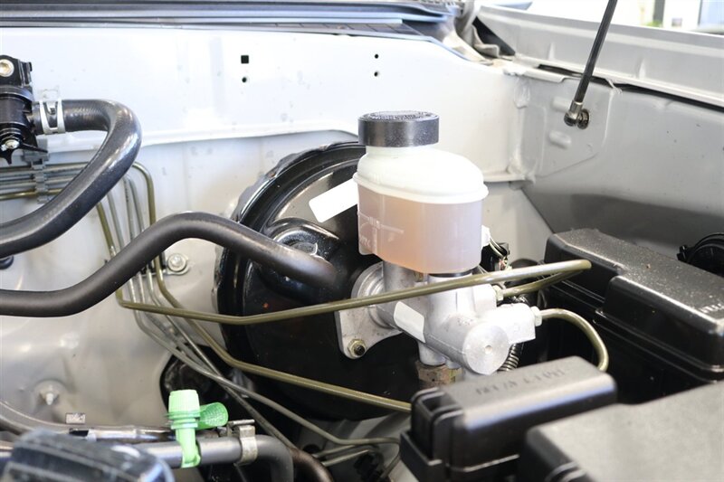 2004 Toyota Sequoia SR5  2-OREGON OWNERS SINCE NEW RUST FREE* NEW BILSTEIN TOYTEC LEVEL LIFT* NEW 33 " FALKEN A/T 4W* TRD OFF ROAD WHEELS* NEW TIMING BELT & WATER PUMP 6K MLS AGO* NEW FLUIDS & AC CHARGE* ALL BOOKS-KEYS - Photo 42 - Portland, OR 97230