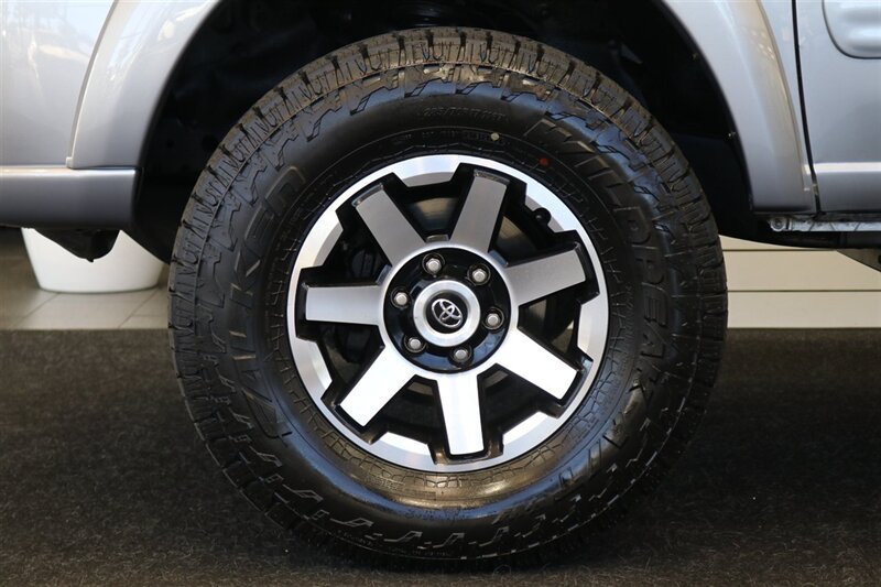 2004 Toyota Sequoia SR5  2-OREGON OWNERS SINCE NEW RUST FREE* NEW BILSTEIN TOYTEC LEVEL LIFT* NEW 33 " FALKEN A/T 4W* TRD OFF ROAD WHEELS* NEW TIMING BELT & WATER PUMP 6K MLS AGO* NEW FLUIDS & AC CHARGE* ALL BOOKS-KEYS - Photo 16 - Portland, OR 97230